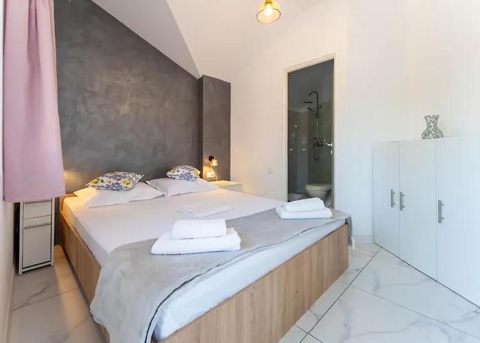 Complex Pria منزل للإقامة دووا مايْ