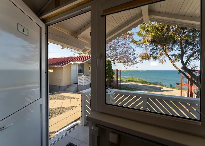 Complex Pria בית אירוח *