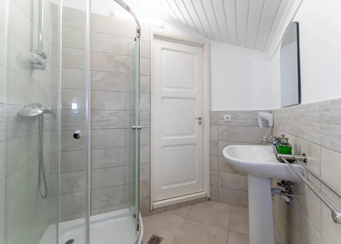 Complex Pria בית אירוח